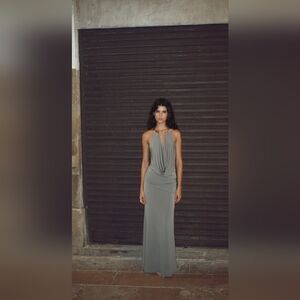 LONG DRESS WITH JEWEL COLLAR